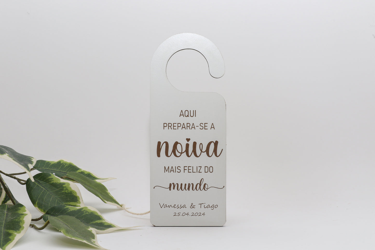 Cabide de Casamento - Noiva em Preparação